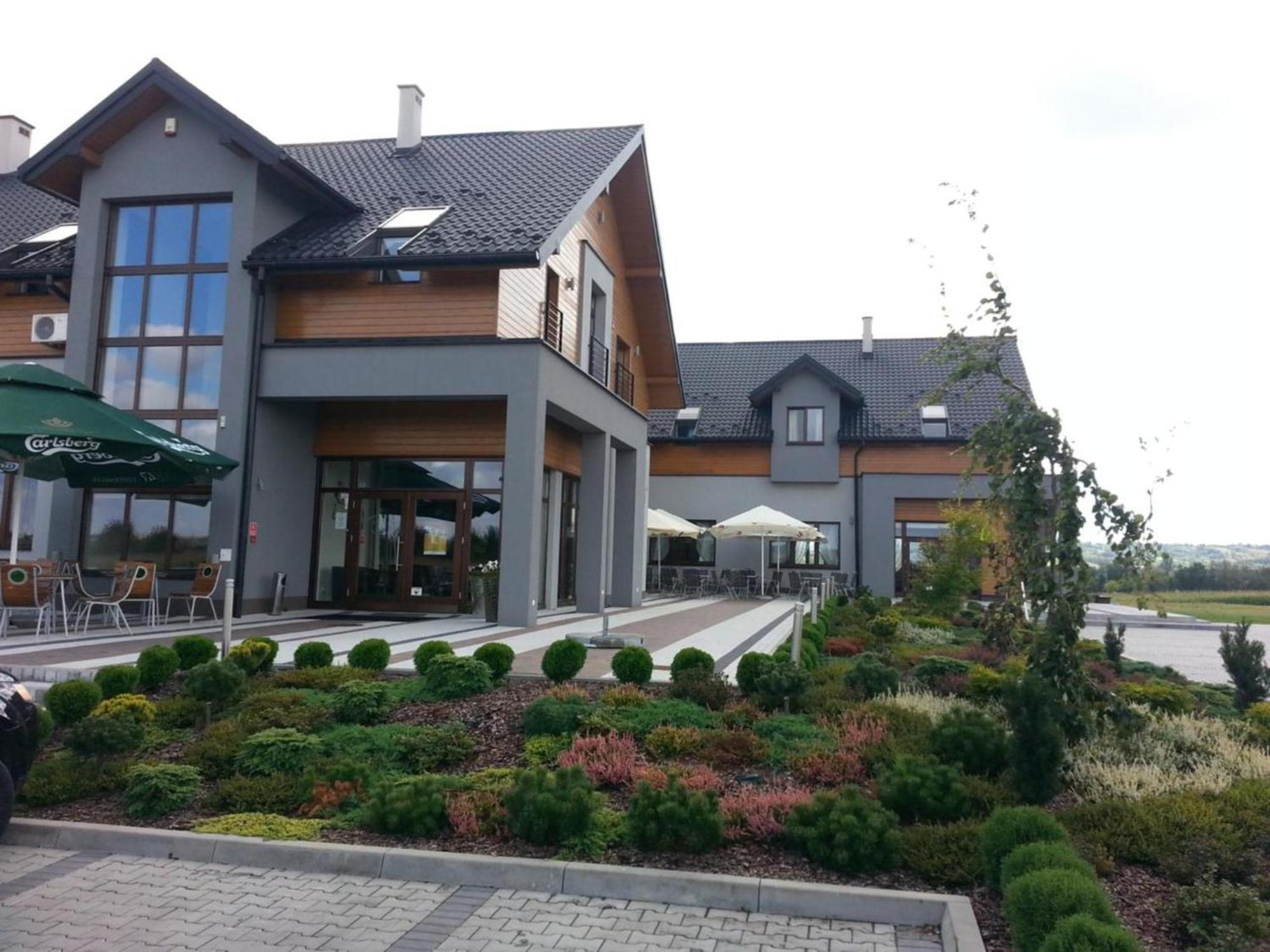Hotel Oriza Gdów Exterior foto