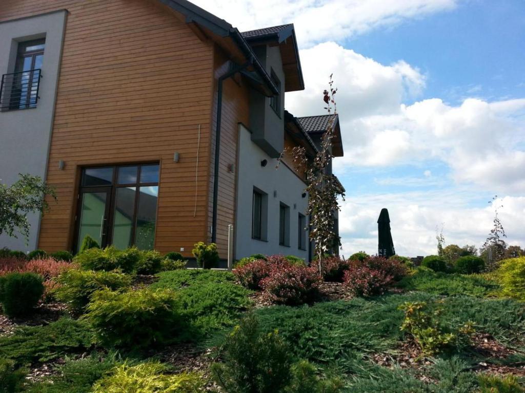 Hotel Oriza Gdów Exterior foto